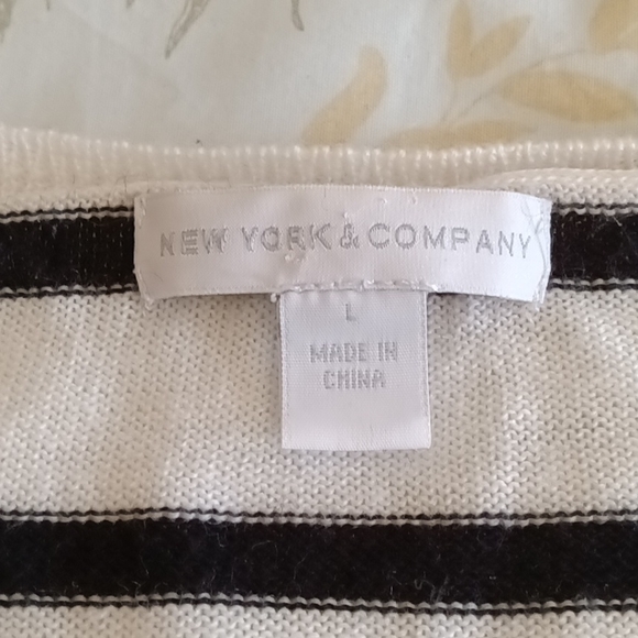 New York & Company Black and White Striped V-Neck Sweater - Picture 5 of 9
